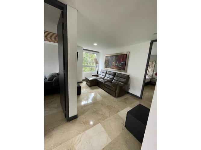 Apartamento de 3 alcobas en arriendo en Castropol, Medellín, 138 m² · foto 18 de 24