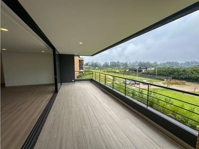 Apartamento de 3 alcobas en arriendo en Llano Grande, Rionegro, 298 m² · foto 10 de 14