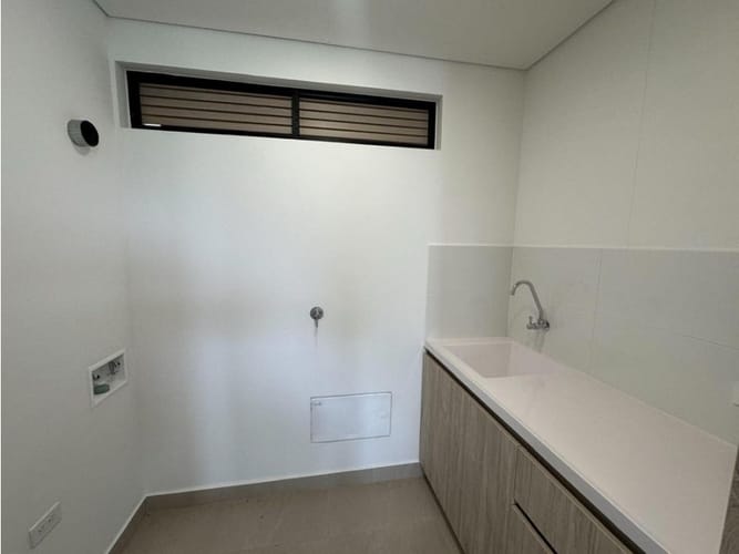 Apartamento de 3 alcobas en arriendo en Llano Grande, Rionegro, 298 m² · foto 11 de 14