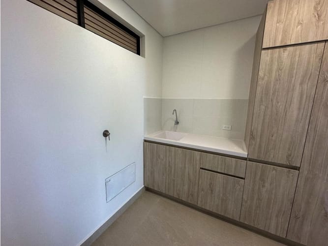 Apartamento de 3 alcobas en arriendo en Llano Grande, Rionegro, 298 m² · foto 12 de 14