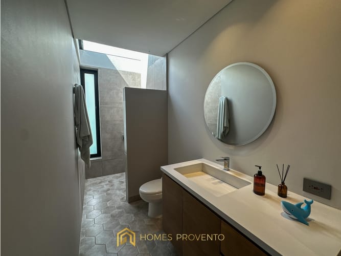 Casa de 4 alcobas en venta en La Indiana, Medellín, 370 m² · foto 12 de 20