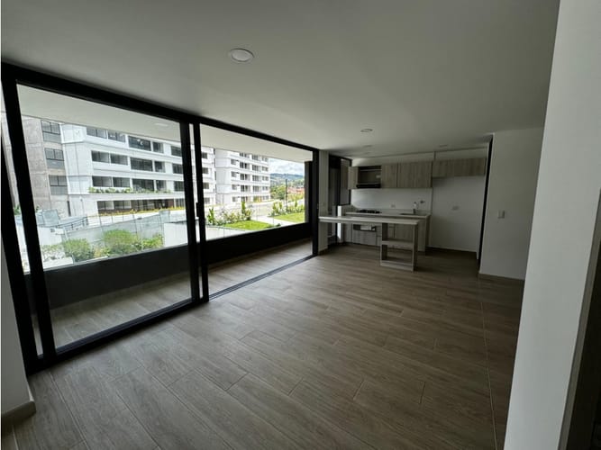 Apartamento de 3 alcobas en venta en El Retiro, 92 m² · foto 2 de 10