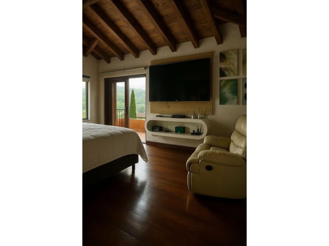 Casa de 3 alcobas en arriendo en Aeroparque Juan Pablo Ii, Medellín, 300 m² · foto 5 de 12