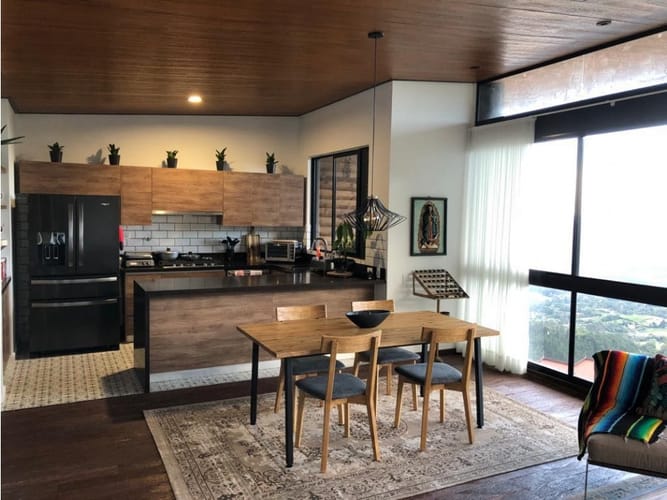 Apartamento de 2 alcobas en venta en Los Salados, El Retiro, 129 m² · foto 2 de 17