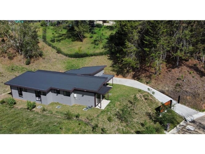 Casa de 3 alcobas en arriendo en El Retiro, 255 m² · foto 2 de 24