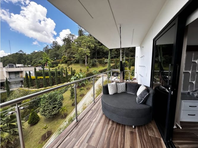 Casa de 5 alcobas en venta en Las Palmas, Medellín, 420 m² · foto 5 de 24