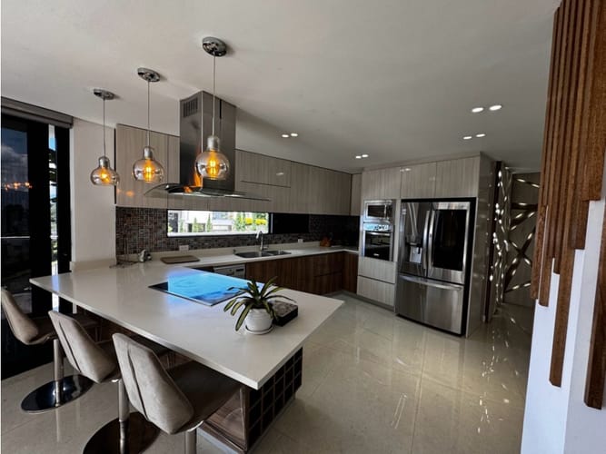 Casa de 5 alcobas en venta en Las Palmas, Medellín, 420 m² · foto 12 de 24
