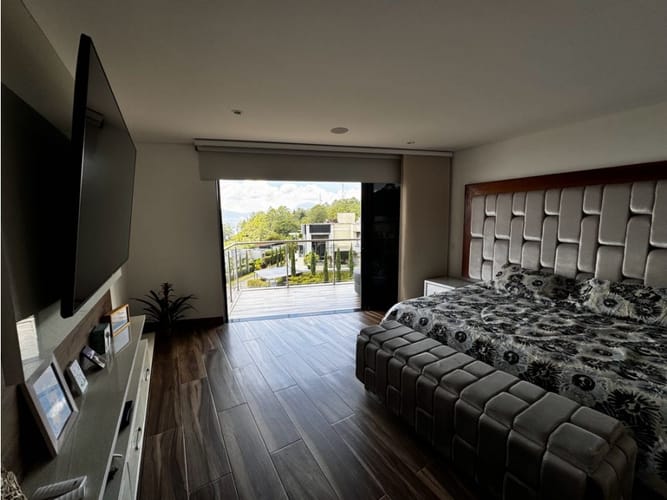 Casa de 5 alcobas en venta en Las Palmas, Medellín, 420 m² · foto 13 de 24