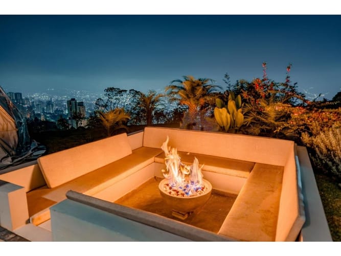 Casa de 10 alcobas en venta en Las Palmas, Envigado, 1200 m² · foto 4 de 24