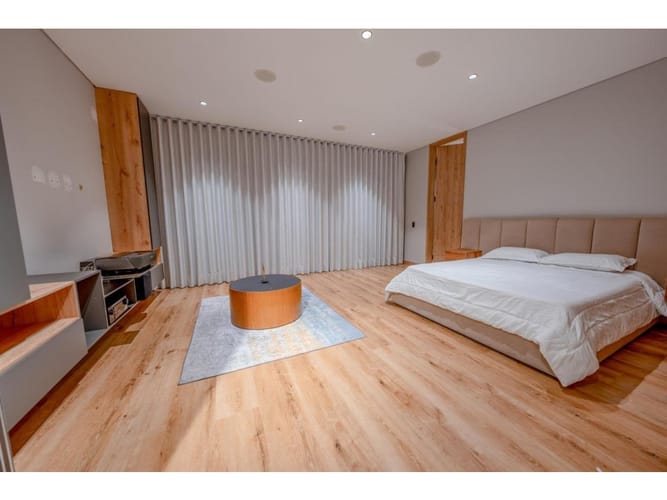 Casa de 10 alcobas en venta en Las Palmas, Envigado, 1200 m² · foto 17 de 24