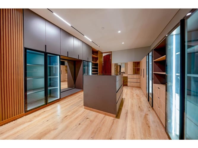 Casa de 10 alcobas en venta en Las Palmas, Envigado, 1200 m² · foto 20 de 24