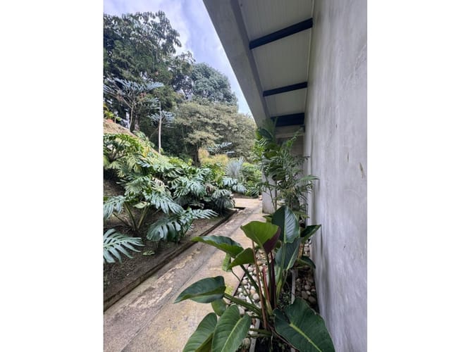 Casa de 4 alcobas en arriendo en El Esclavo, Medellín, 310 m² · foto 16 de 24
