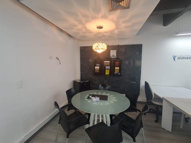 Oficina en arriendo en Patio Bonito, Medellín, 40 m² · foto 3 de 13