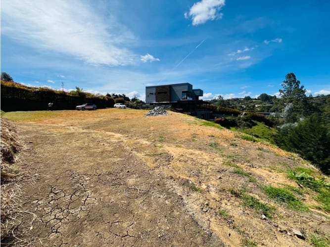Lote en venta en Vía Las Palmas, Medellín, 2363 m² · foto 5 de 13