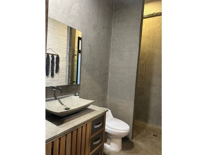 Apartamento de 1 alcoba en arriendo en El Poblado, Medellín, 69 m² · foto 3 de 12