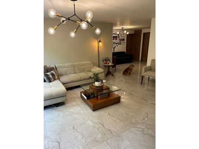 Apartamento de 4 alcobas en arriendo en El Poblado, Medellín, 202 m² · foto 5 de 13