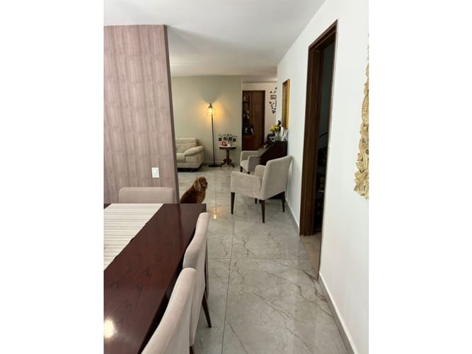 Apartamento de 4 alcobas en arriendo en El Poblado, Medellín, 202 m² · foto 8 de 13