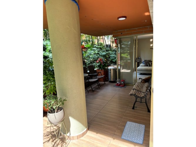 Apartamento de 4 alcobas en arriendo en El Poblado, Medellín, 202 m² · foto 9 de 13