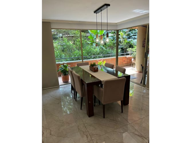 Apartamento de 4 alcobas en arriendo en El Poblado, Medellín, 202 m² · foto 13 de 13
