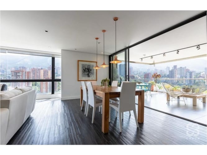 Apartamento de 3 alcobas en arriendo en Los Balsos, Medellín, 330 m² · foto 5 de 12