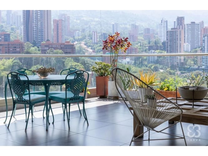 Apartamento de 3 alcobas en arriendo en Los Balsos, Medellín, 330 m² · foto 6 de 12