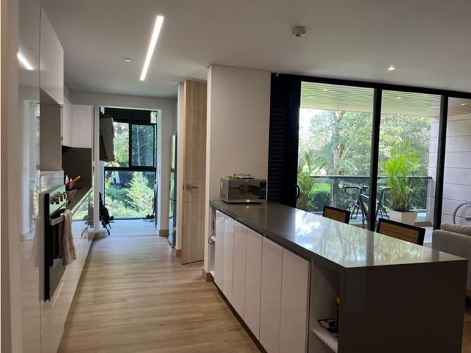 Apartamento de 2 alcobas en arriendo en Llano Grande, Rionegro, 140 m² · foto 3 de 15
