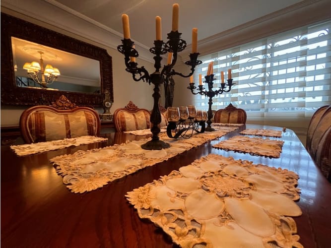 Casa de 4 alcobas en arriendo en Quintas Del Palmar, Medellín, 510 m² · foto 3 de 24