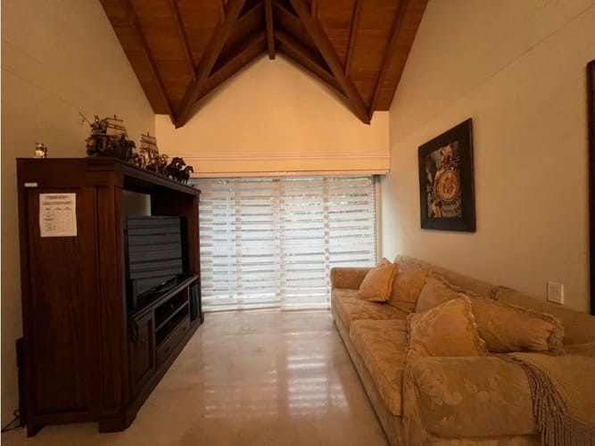 Casa de 4 alcobas en arriendo en Quintas Del Palmar, Medellín, 510 m² · foto 7 de 24