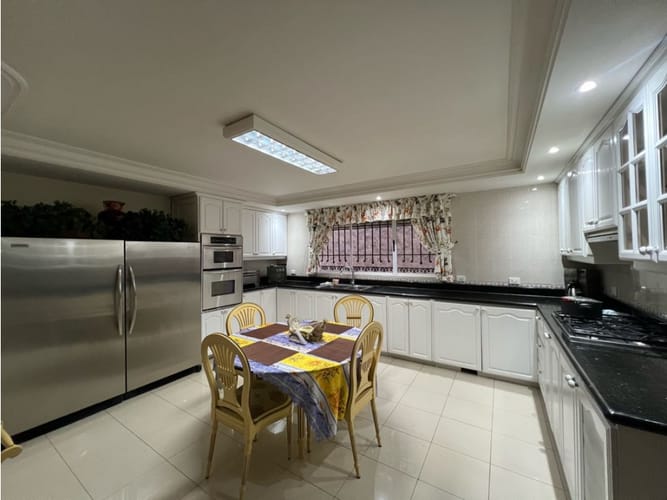 Casa de 4 alcobas en arriendo en Quintas Del Palmar, Medellín, 510 m² · foto 20 de 24