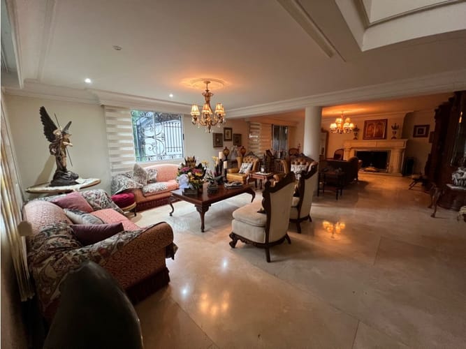 Casa de 4 alcobas en arriendo en Quintas Del Palmar, Medellín, 510 m² · foto 23 de 24