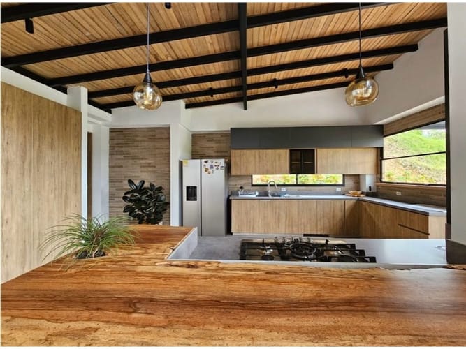 Casa de 4 alcobas en venta en Pantanillo, El Retiro, 380 m² · foto 3 de 24