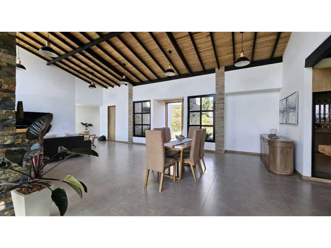 Casa de 4 alcobas en venta en Pantanillo, El Retiro, 380 m² · foto 7 de 24
