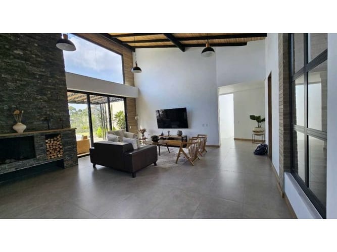 Casa de 4 alcobas en venta en Pantanillo, El Retiro, 380 m² · foto 8 de 24