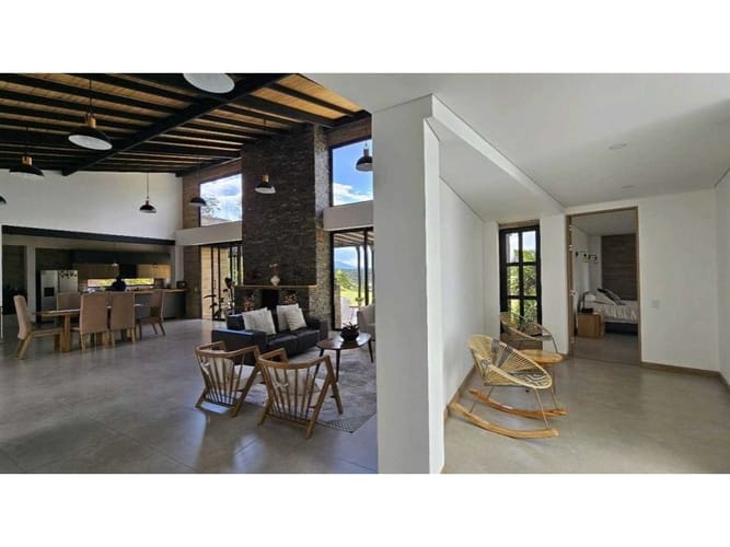 Casa de 4 alcobas en venta en Pantanillo, El Retiro, 380 m² · foto 9 de 24