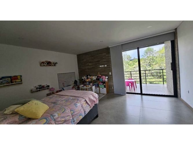 Casa de 4 alcobas en venta en Pantanillo, El Retiro, 380 m² · foto 15 de 24