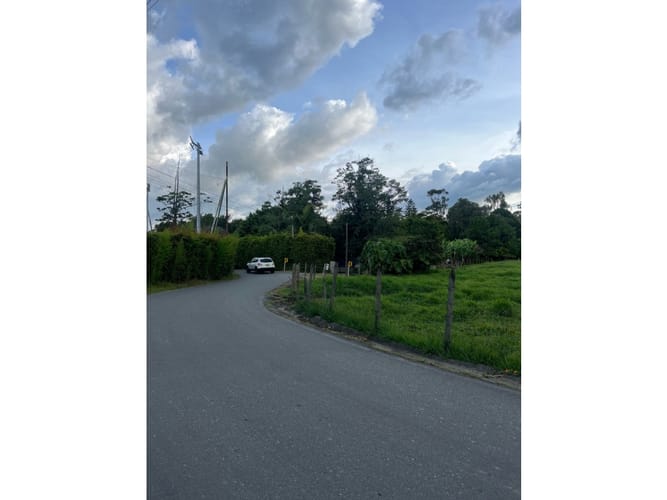 Lote en venta en Llano Grande, Rionegro, 5000 m² · foto 4 de 4