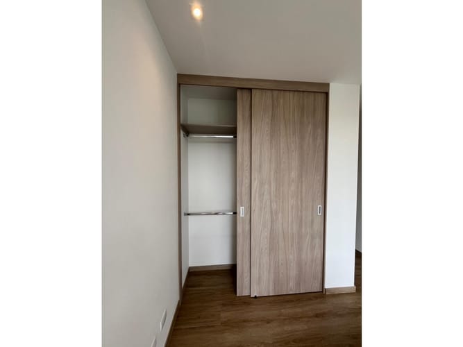 Apartamento de 2 alcobas en arriendo en Sajonia, Rionegro, 126 m² · foto 13 de 19