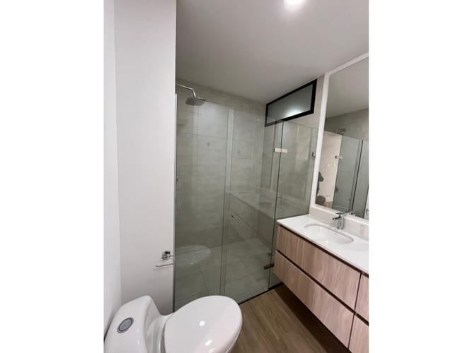 Apartamento de 2 alcobas en arriendo en Sajonia, Rionegro, 126 m² · foto 15 de 19