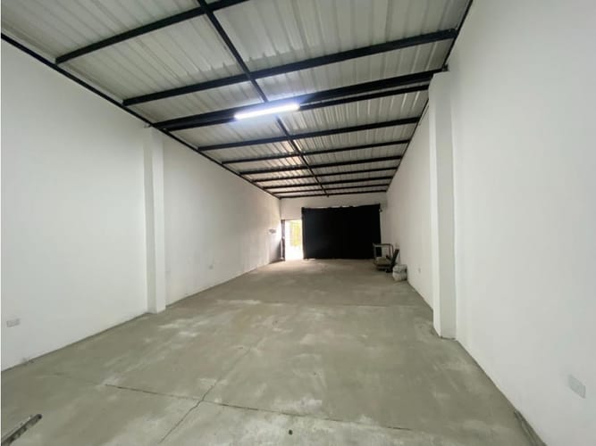 Bodega en arriendo en Llano Grande, Rionegro, 200 m² · foto 4 de 7