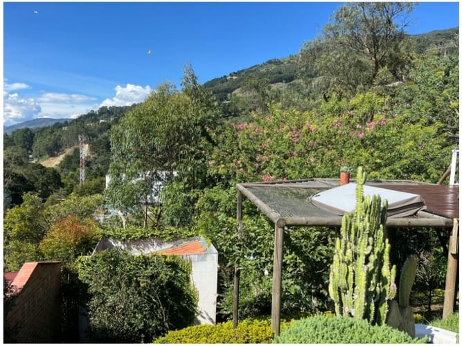Casa de 4 alcobas en arriendo en Los Balsos, Medellín, 380 m² · foto 5 de 22