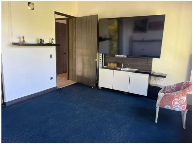 Casa de 4 alcobas en arriendo en Los Balsos, Medellín, 380 m² · foto 9 de 22