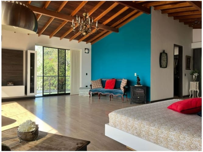 Casa de 4 alcobas en arriendo en Los Balsos, Medellín, 380 m² · foto 13 de 22