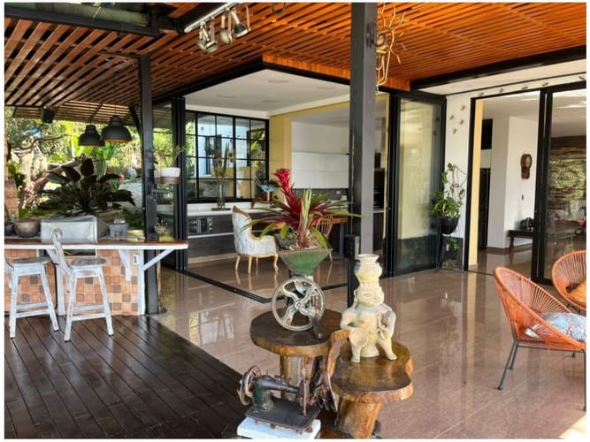 Casa de 4 alcobas en arriendo en Los Balsos, Medellín, 380 m² · foto 15 de 22