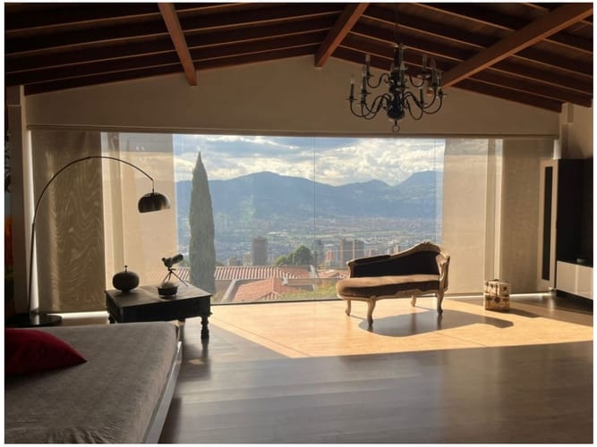 Casa de 4 alcobas en arriendo en Los Balsos, Medellín, 380 m² · foto 17 de 22