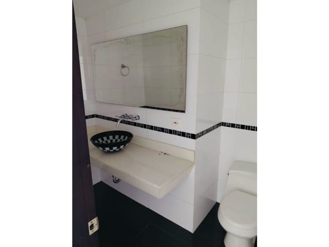 Apartamento de 3 alcobas en arriendo en Naranjal, Medellín, 230 m² · foto 15 de 18