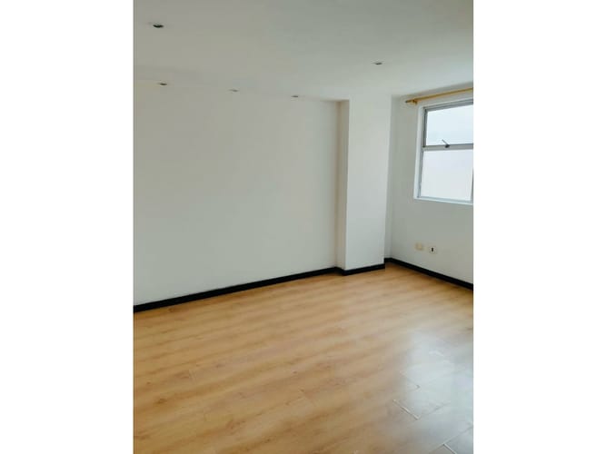 Apartamento de 3 alcobas en arriendo en Naranjal, Medellín, 230 m² · foto 16 de 18