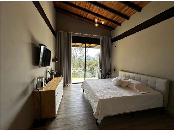 Casa de 3 alcobas en arriendo en El Retiro, 255 m² · foto 12 de 24