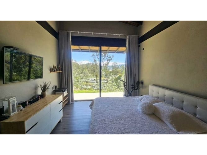 Casa de 3 alcobas en arriendo en El Retiro, 255 m² · foto 13 de 24
