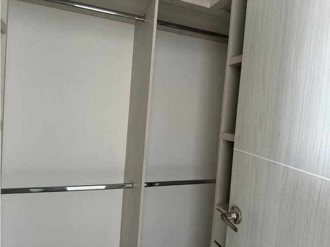 Apartamento de 2 alcobas en arriendo en Lalinde, Medellín, 85 m² · foto 6 de 20