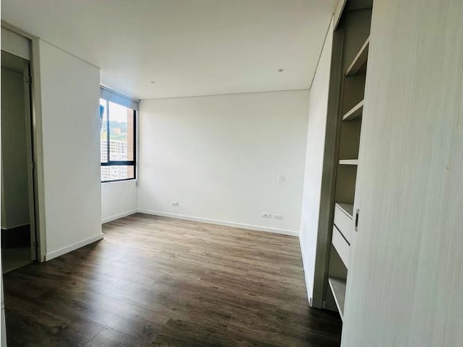 Apartamento de 2 alcobas en arriendo en Lalinde, Medellín, 85 m² · foto 9 de 20